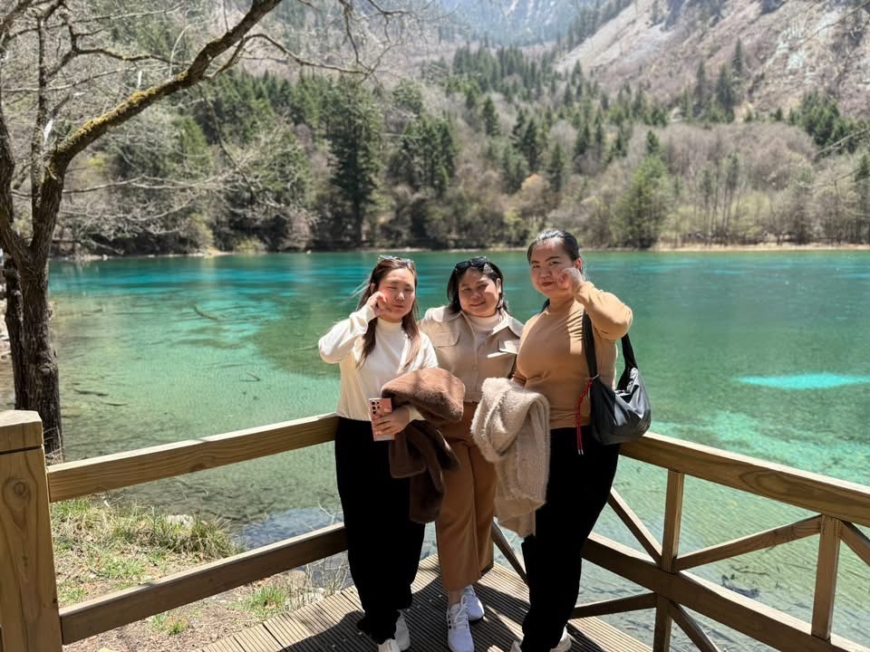 WCN160616-SL เฉิงตู เที่ยว 2 อุทยาน จิ่วจ้ายโกว ภูเขาสี่ดรุณี 6 วัน 5 คืน